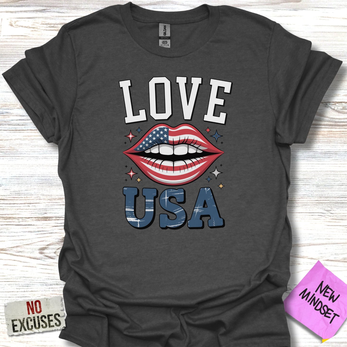 Love USA Graphic Lip Tee Unique Stylish Product
